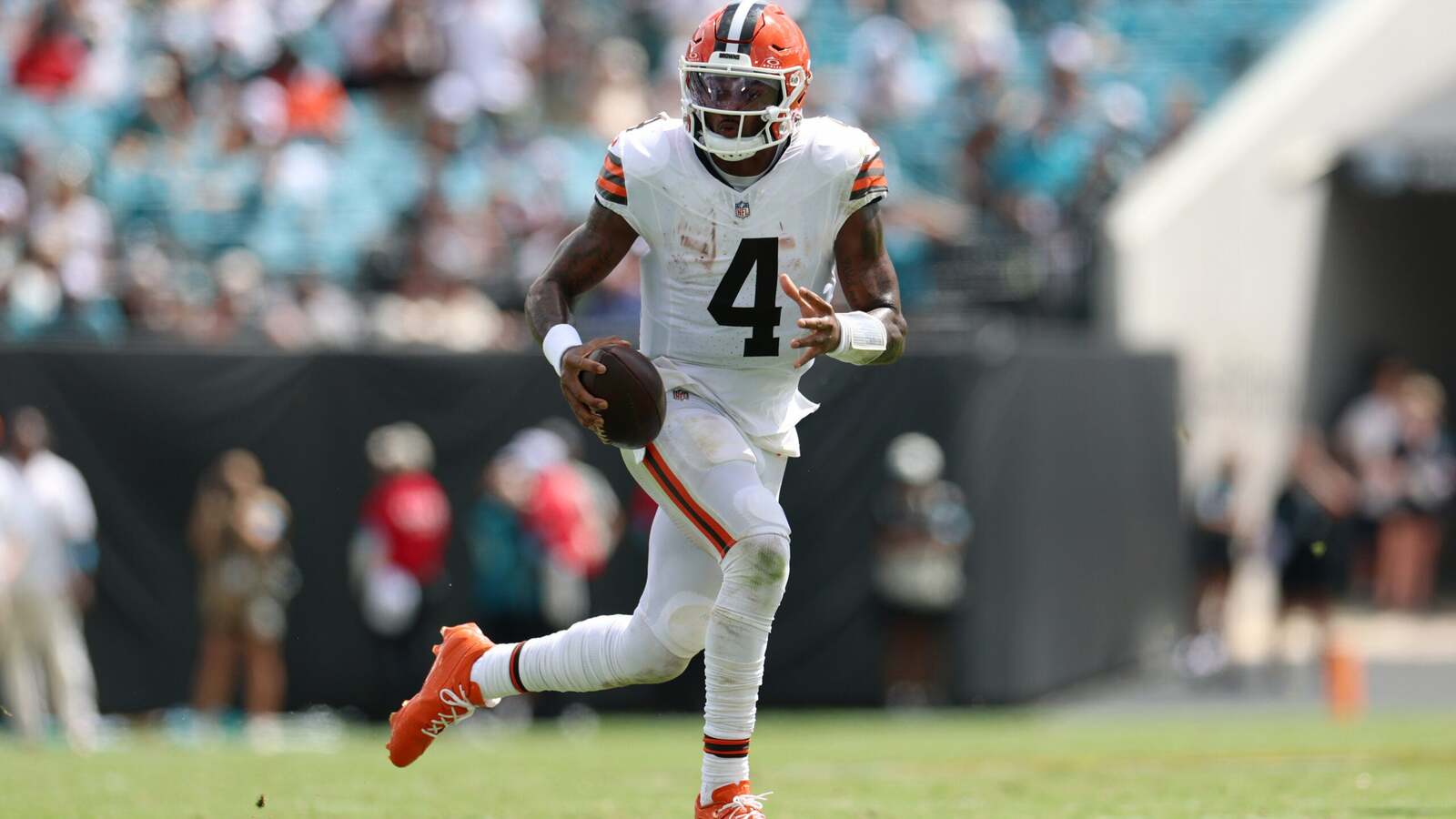 Cleveland Browns Suffer Heavy Loss to Jaguars in Season Opener