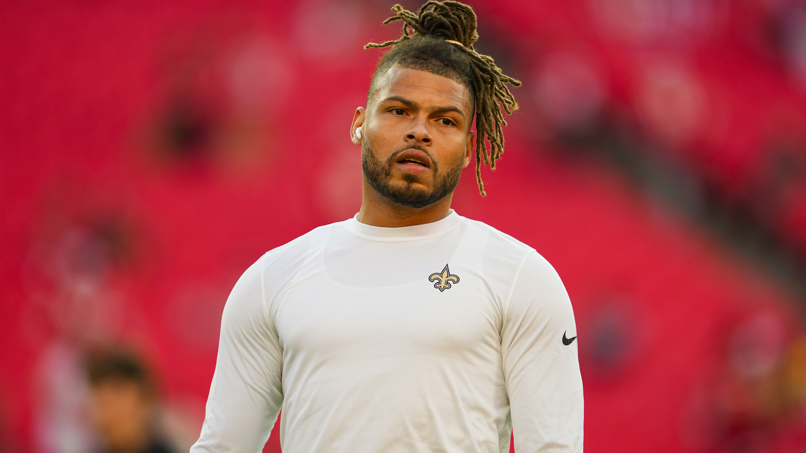 https://www.yardbarker.com/media/0/9/09cc46b86ec1a5038b7888a2ea8516d4843bfe05/thumb_16x9/saints-pro-safety-announces-surprising-career-news.jpg