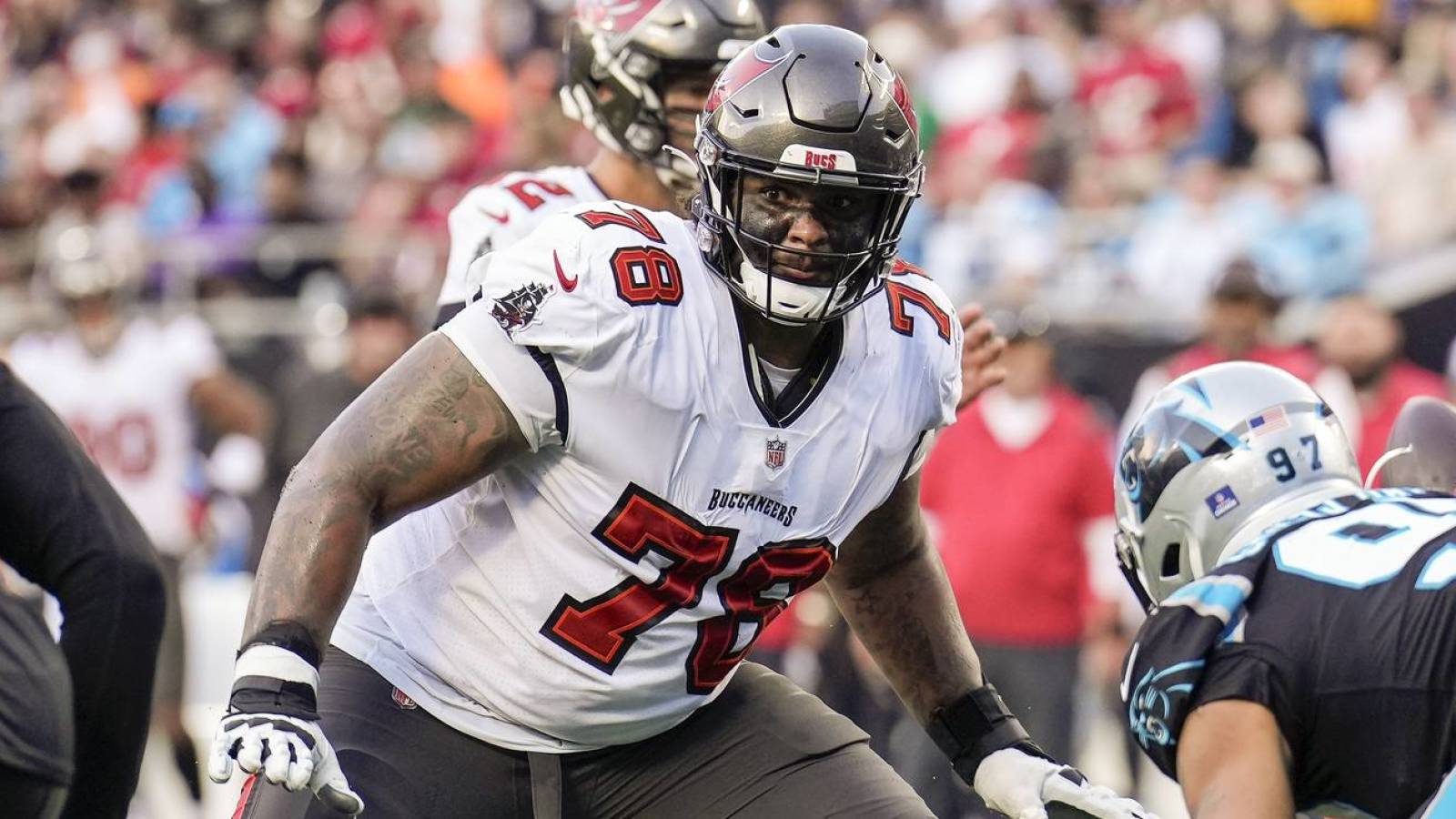 Bucs' Wirfs, Jensen may be game-time decisions Sunday? - Vimarsana News