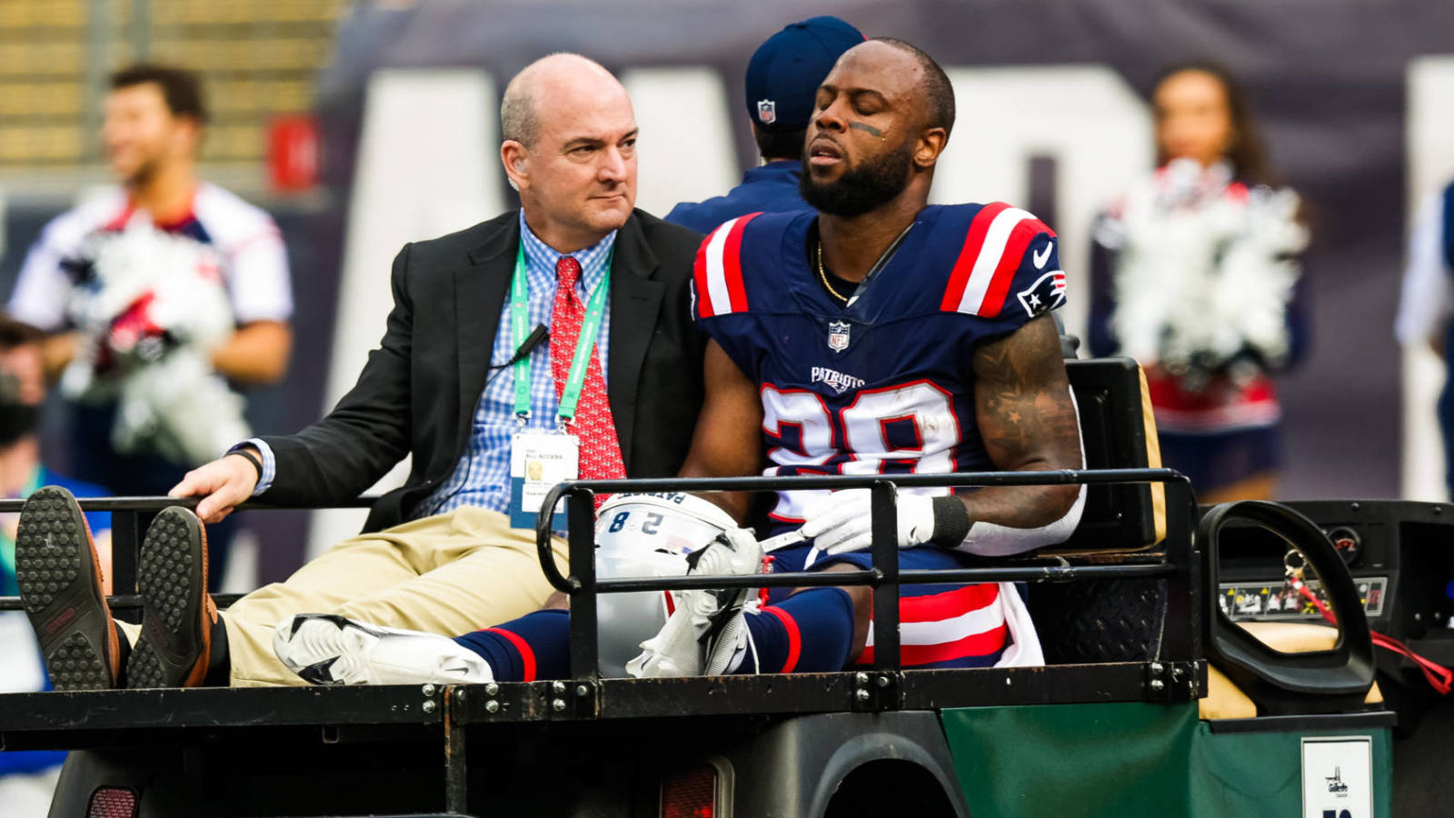 Patriots RB James White out indefinitely with hip damage