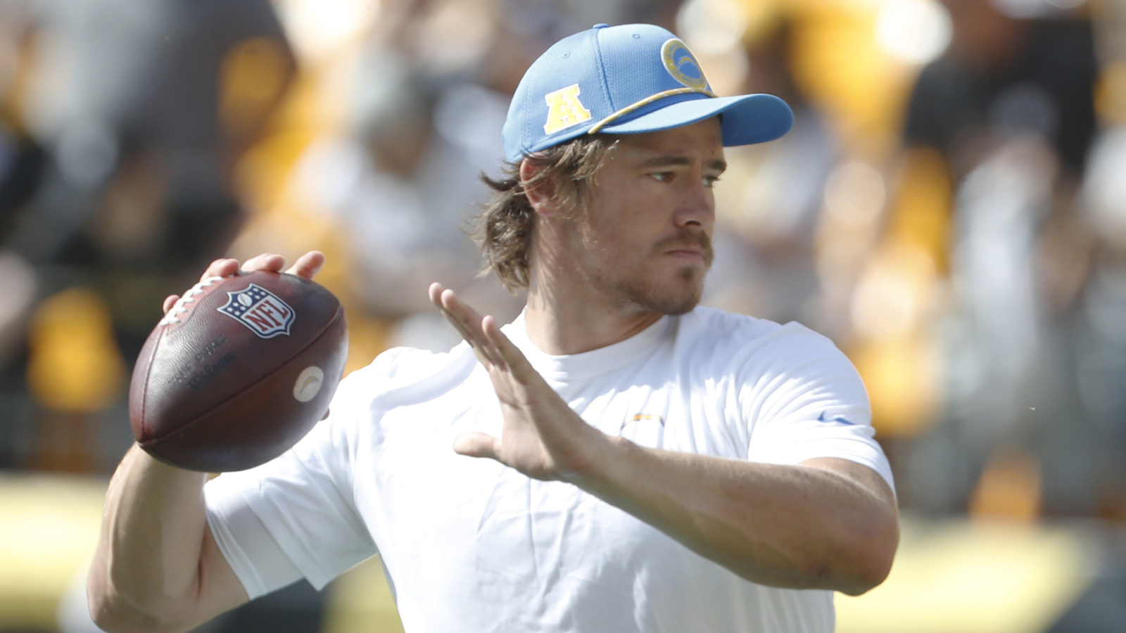 Insiders provide update on Justin Herbert's Week 4 status Yardbarker