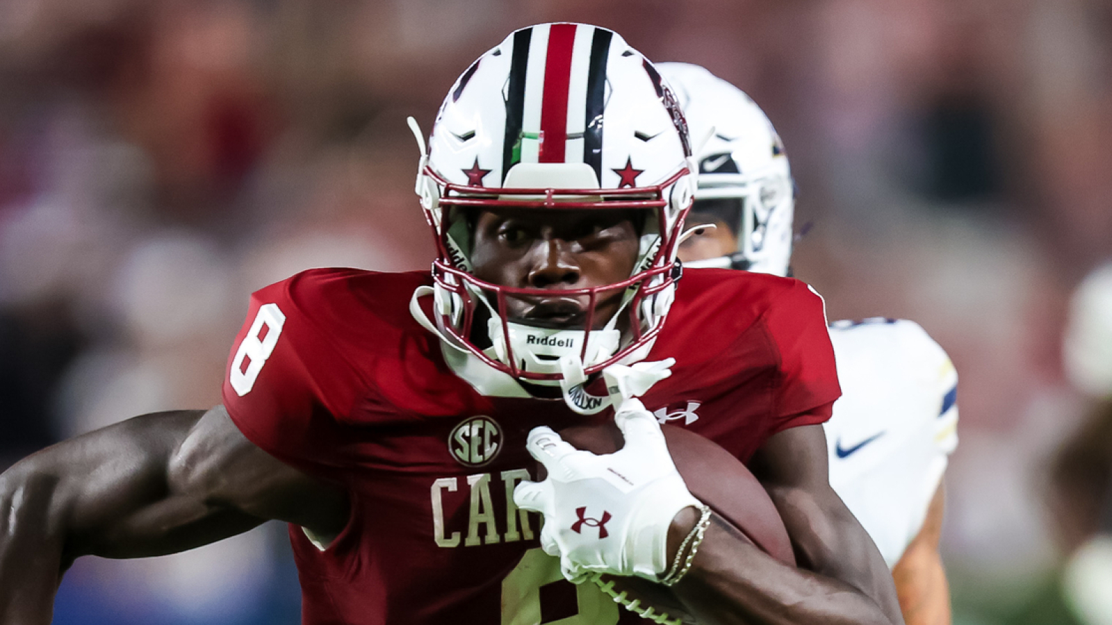 https://www.yardbarker.com/media/0/a/0a2f6eba22f1dd4601a2ae5a1f7df4a70b6036dd/thumb_16x9/five-elite-college-football-wrs-watch-2025.jpg?v=1