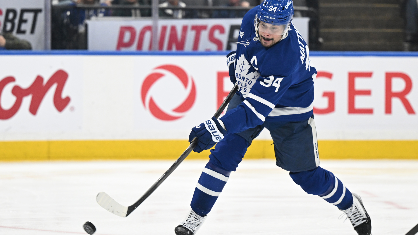 Nobody had Auston Matthews’ back, and that’s the whole problem