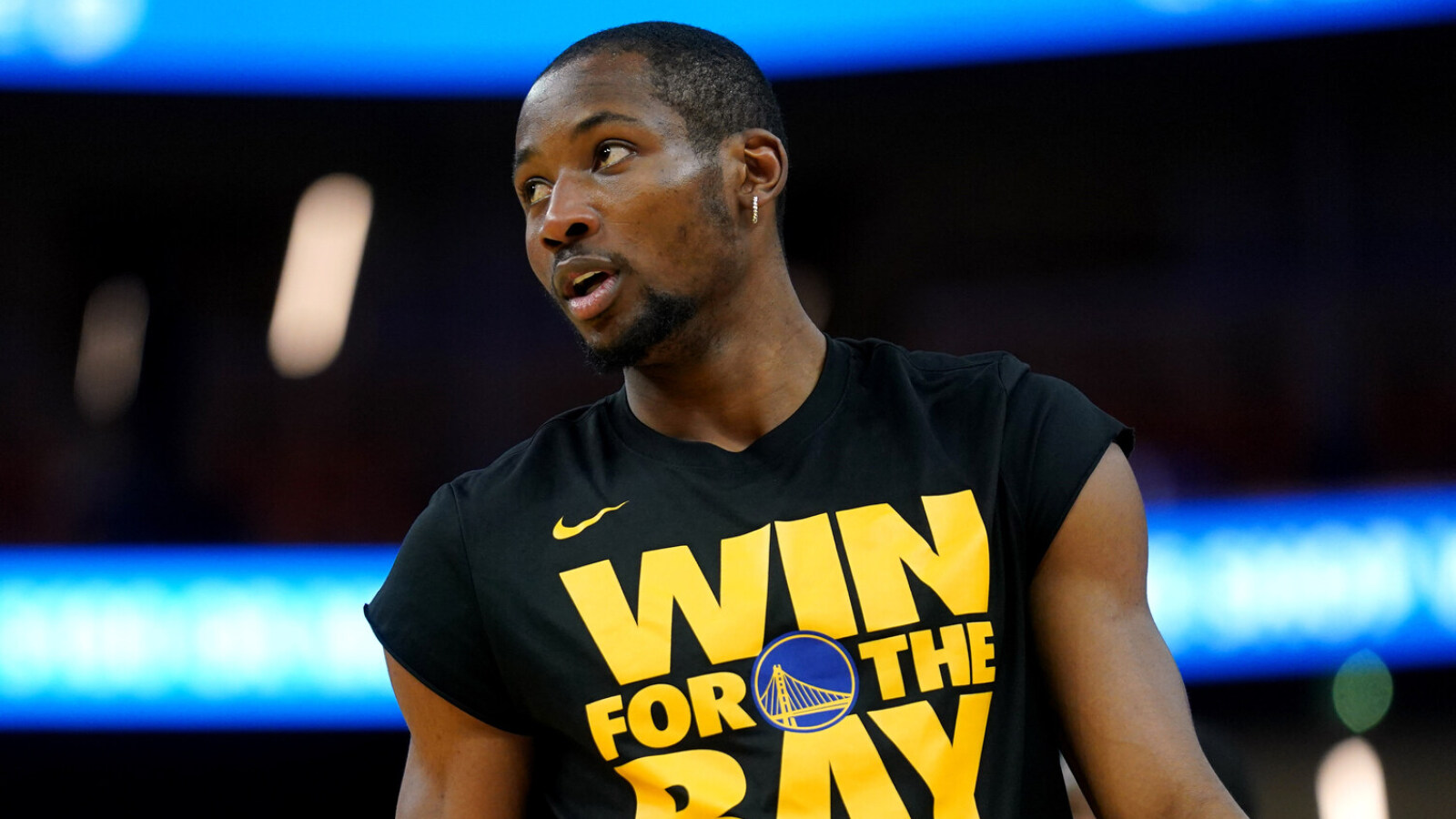 https://www.yardbarker.com/media/0/a/0a75ec5143d506f35303b5a183c1828abbebcb4c/thumb_16x9/warriors-stalemate-forward-emotional-financial.jpg?v=1