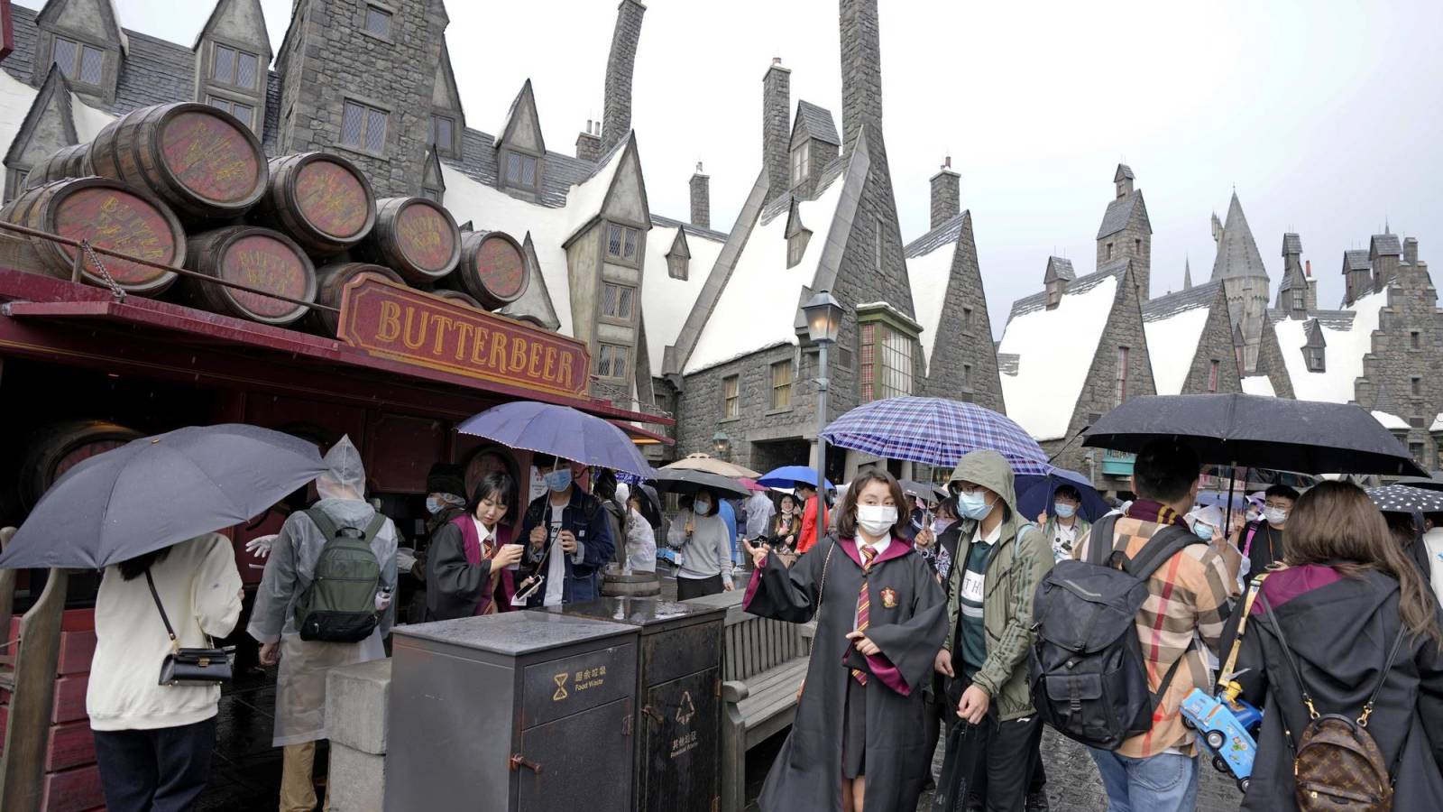 Watch the trailer for 'Harry Potter: Hogwarts Tournament of Houses