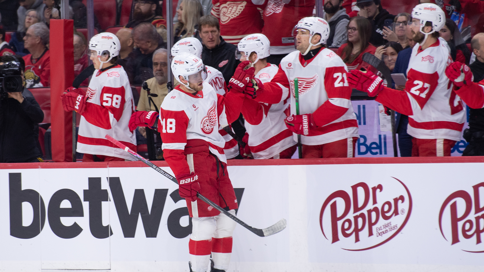 Fantasy Hockey 2025-26: Weekly Strength of Schedule and Streaming Targets — Week 15