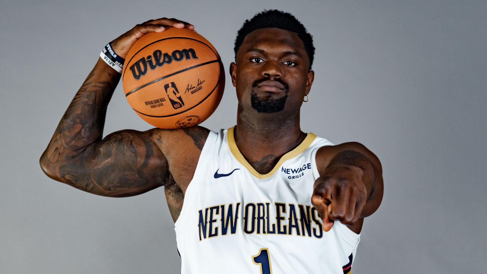 Facing pressure in New Orleans, Zion Williamson impresses Australian crowd
