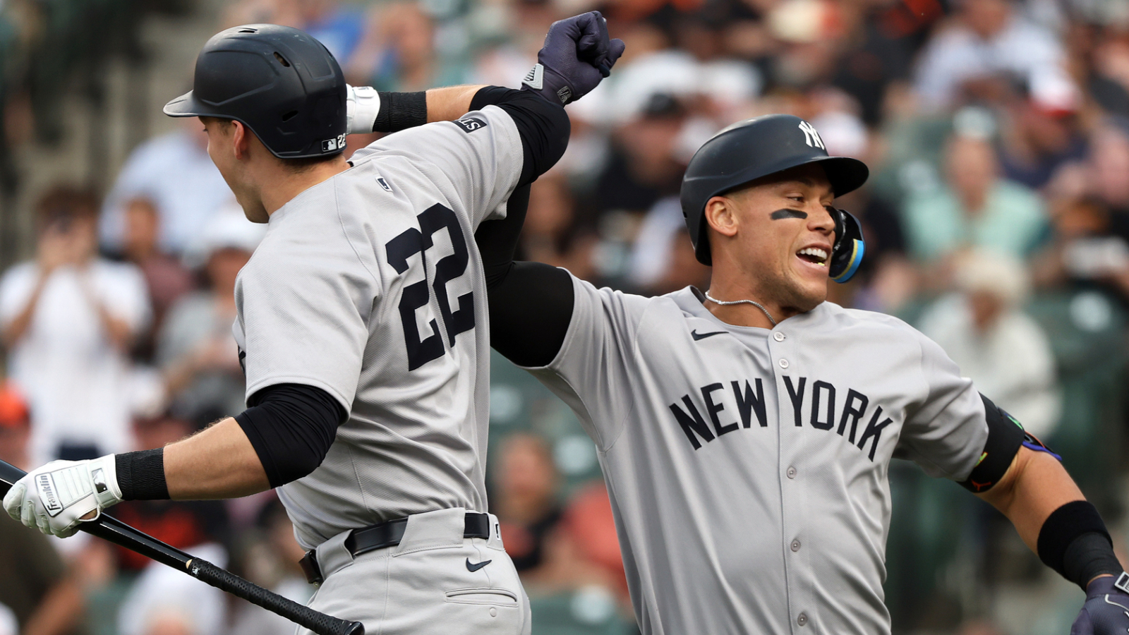 https://www.yardbarker.com/media/0/c/0cb085e3eefd6e8273a78138f726253460ab7a84/thumb_16x9/yankees-offense-nuclear-blowout-win.jpg?v=1