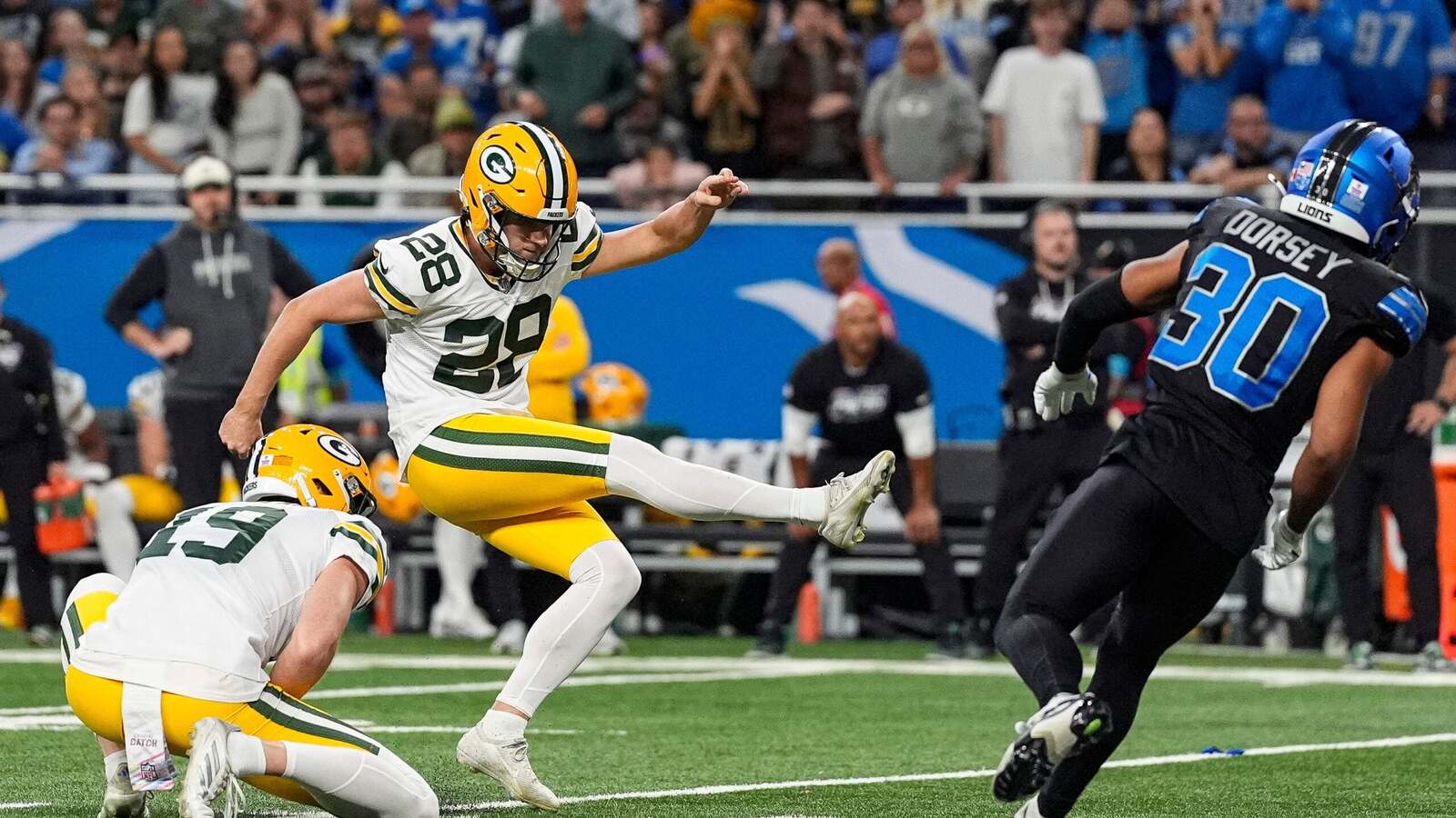 Packers Evaluate Kicker Options After Rookie's Struggles