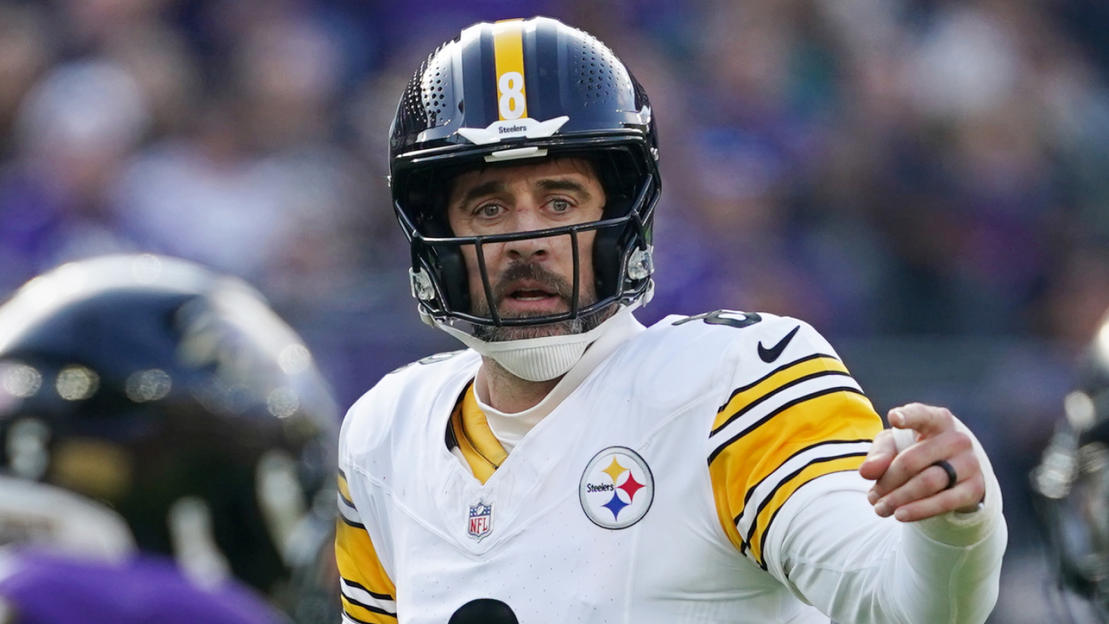 https://www.yardbarker.com/media/0/d/0d55f1d17ef8001f67b5a4aba2b4c42e7580cc66/thumb_16x9/steelers-rodgers-excited-aspect-final-nfl-season.jpg?v=1