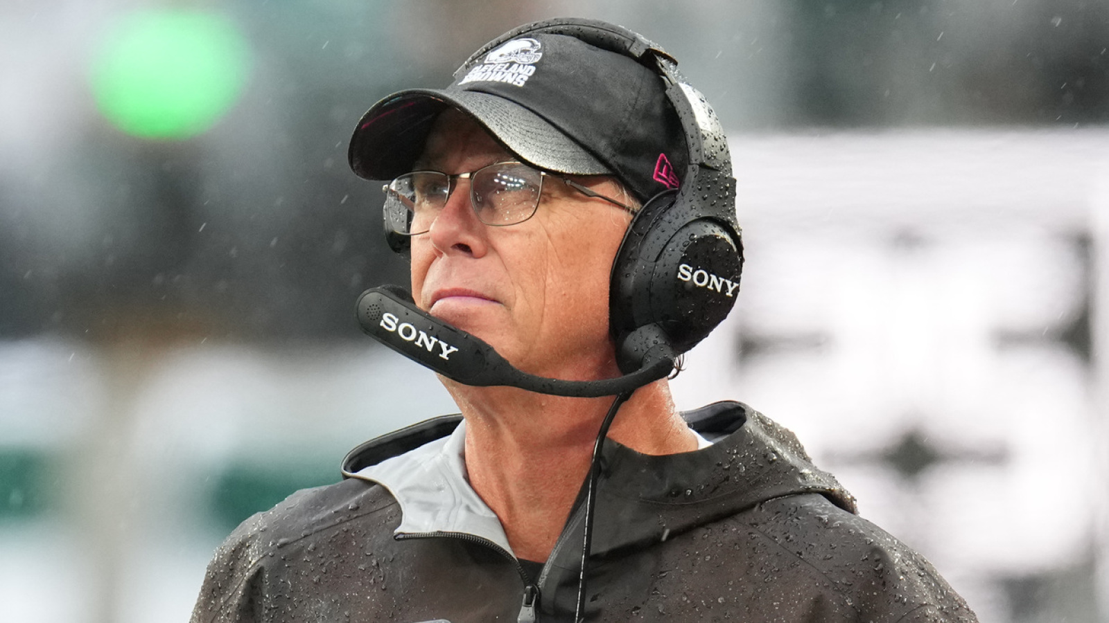 Browns Coach Emphasizes Value of Jerry Jeudy Amid Trade Speculation