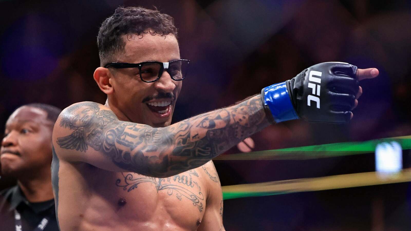 Carlos Prates Proposes Fight Date to Islam Makhachev