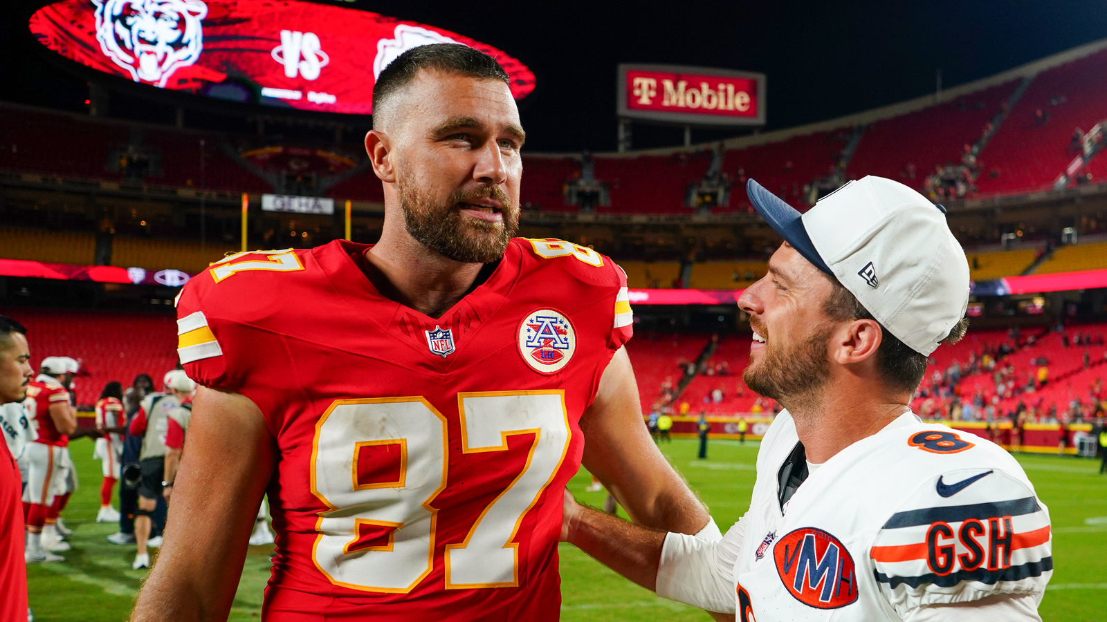 https://www.yardbarker.com/media/0/d/0db465612588f78bf4442f24d22b74c432338577/thumb_16x9/aug-22-2025-kansas-city-missouri-usa-kansas-city.jpg