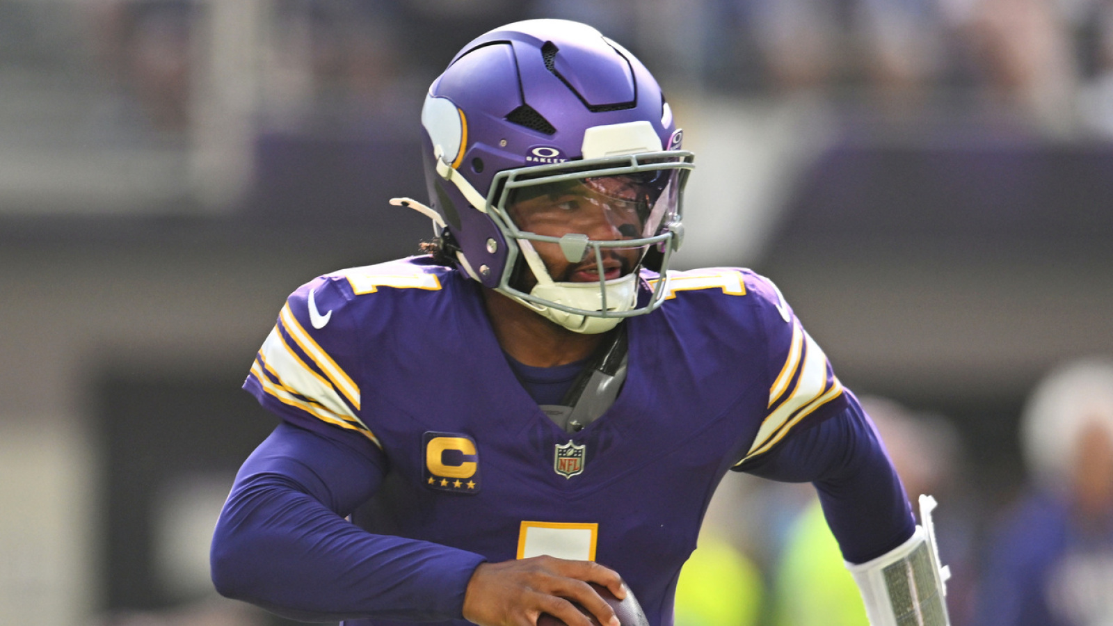 Vikings' Kyler Murray Remains in Concussion Protocol, Carson Wentz to Start Against Bears