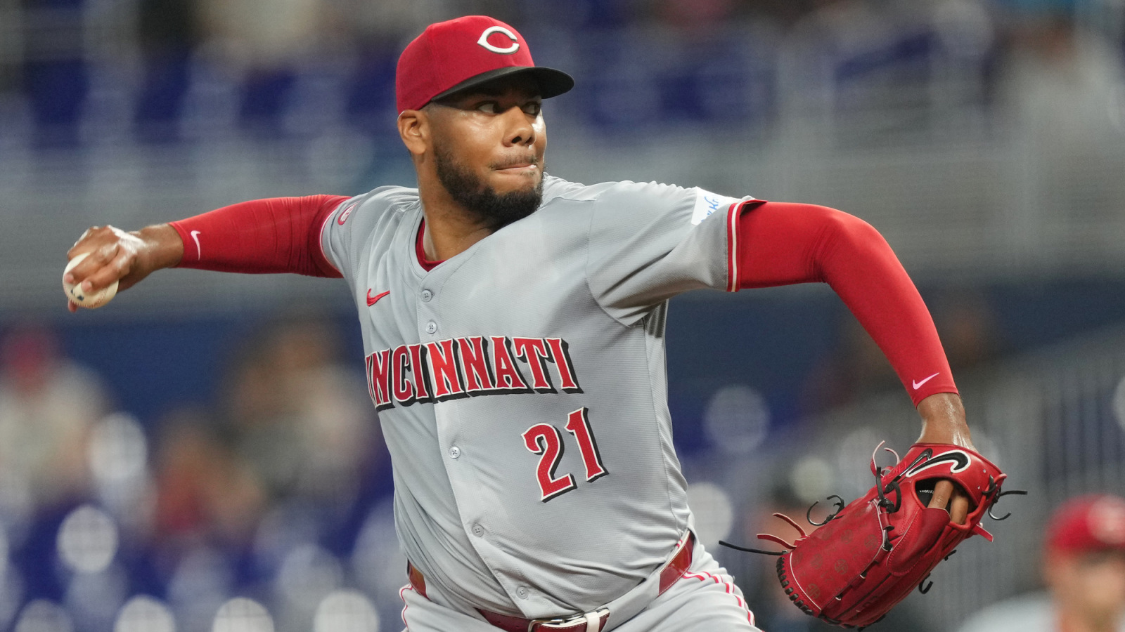 Reds activate right-hander ahead of start against Pirates