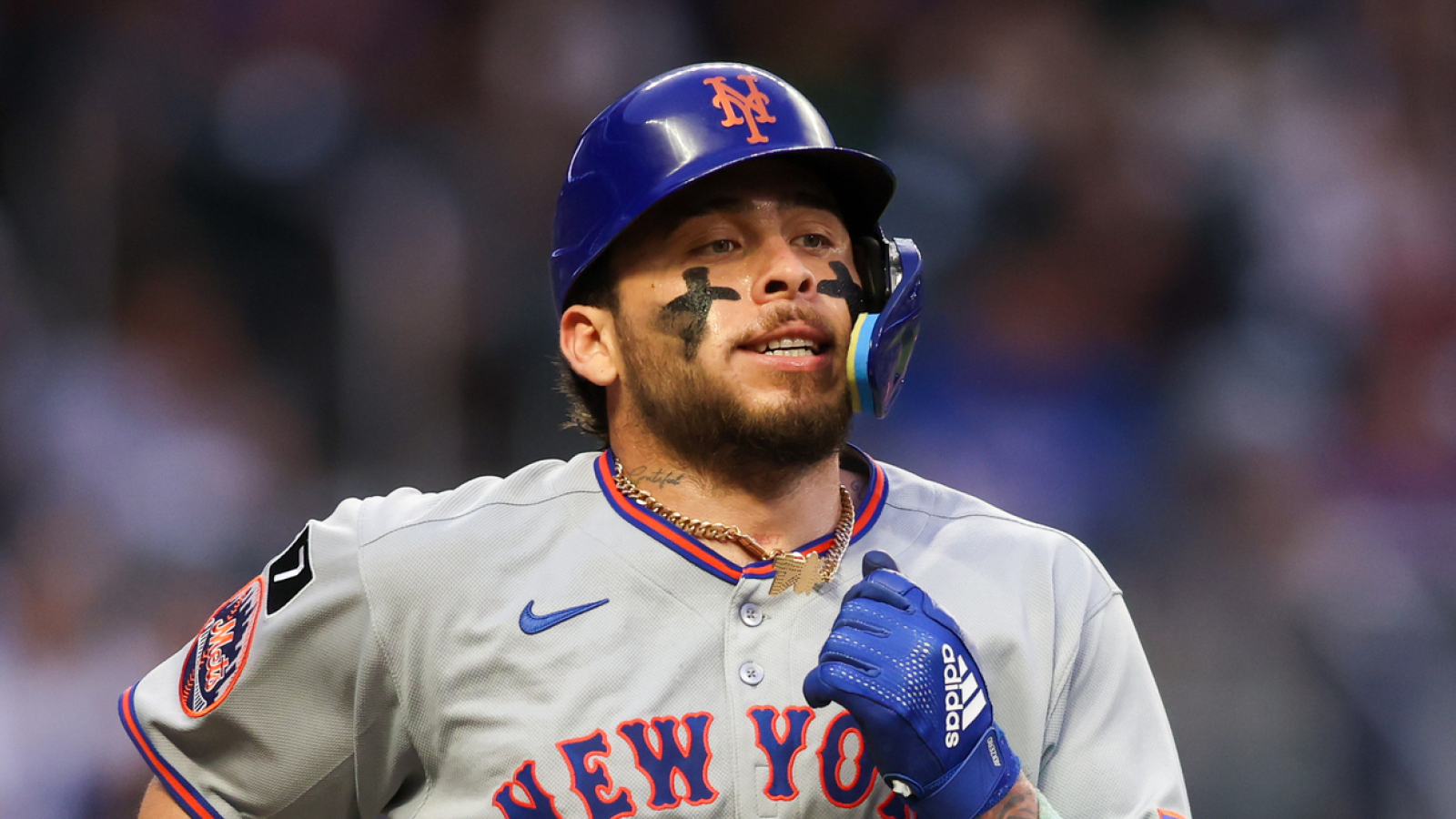 Mets make surprising move with former top prospect