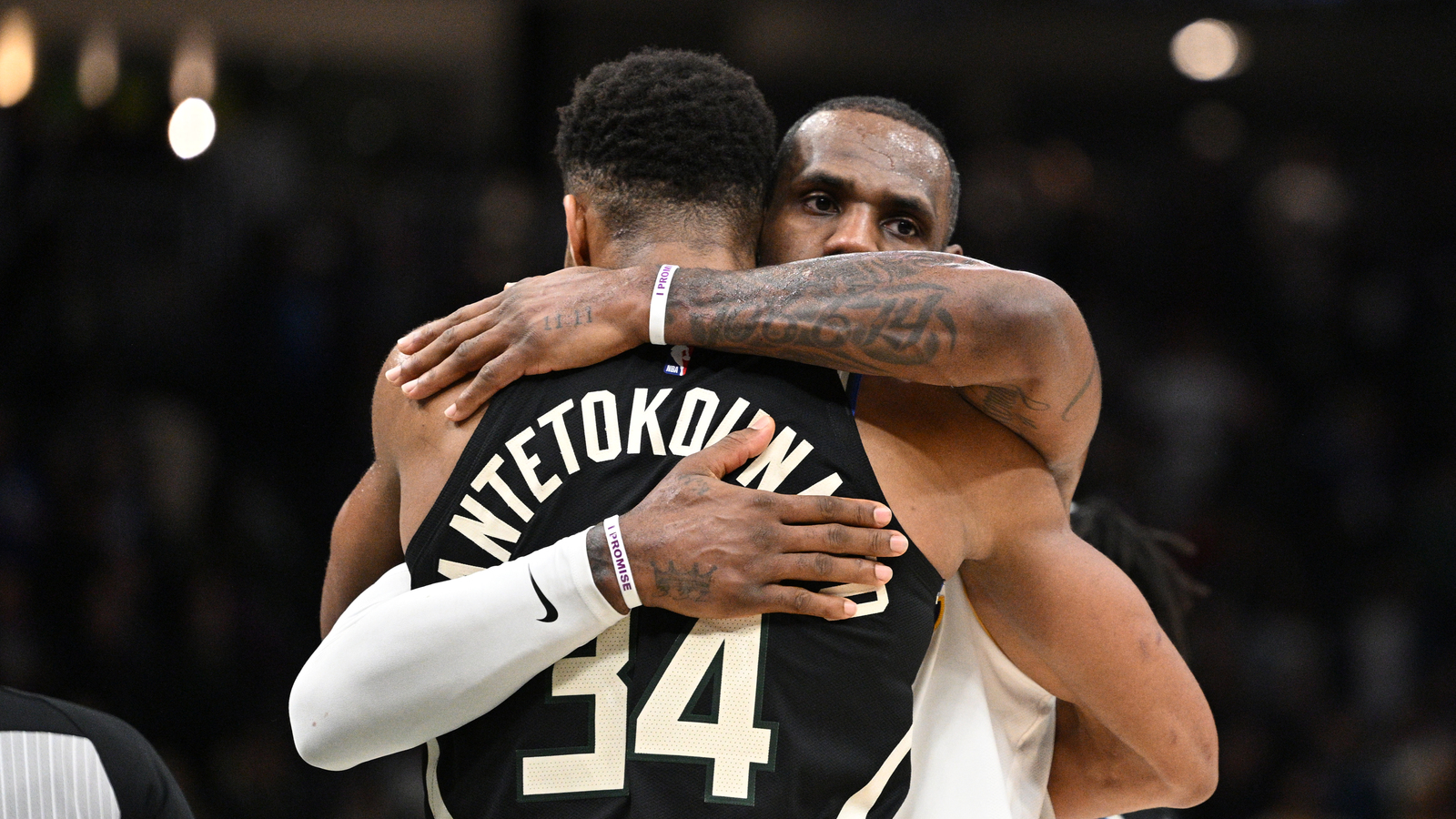 LEBRON vs Giannis all Star