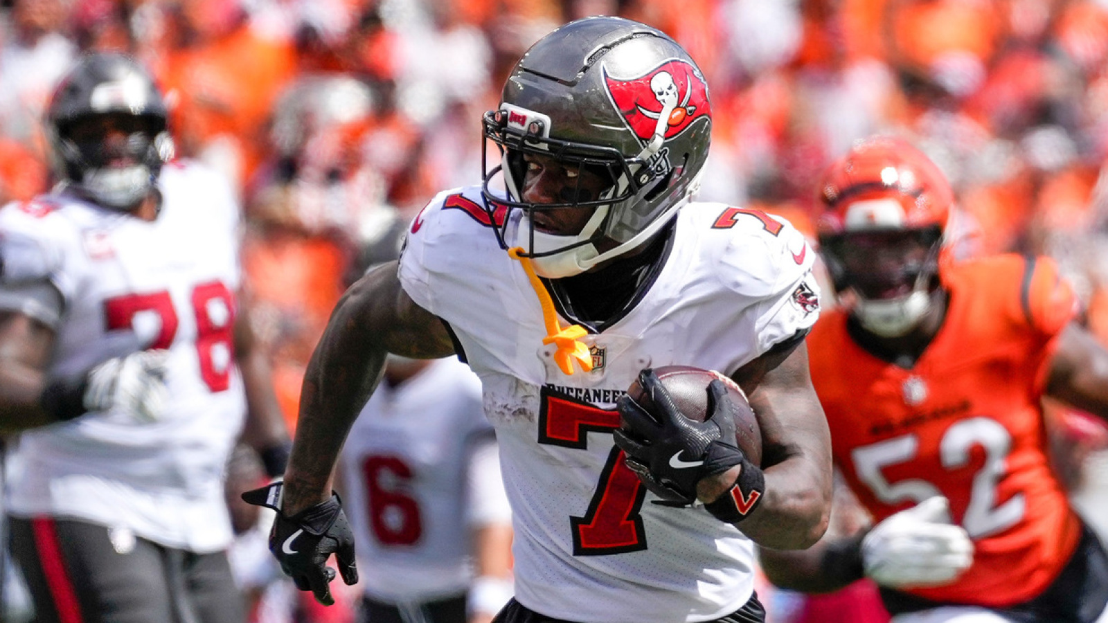 Tampa Bay Buccaneers Struggle with 0-4 Start and Rookie Quarterback