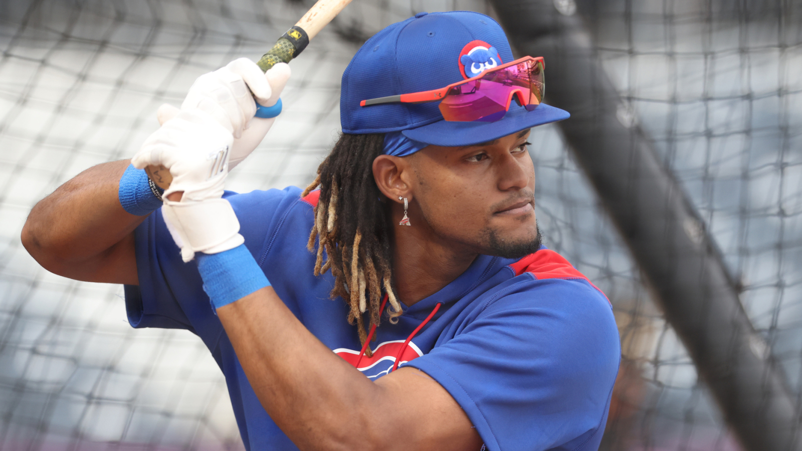 Cubs make flurry of roster moves ahead of Crosstown Series