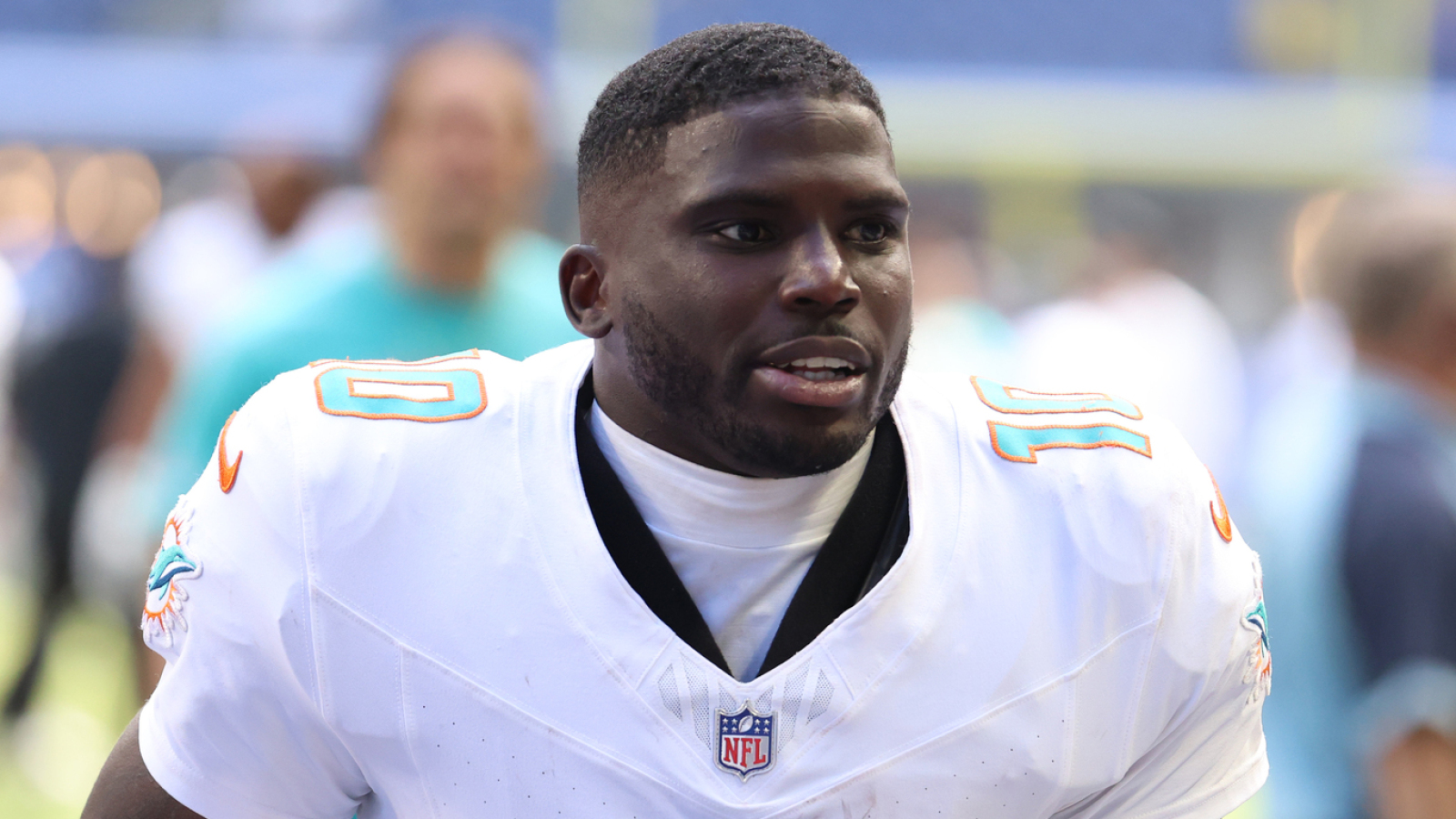 https://www.yardbarker.com/media/0/e/0eb005620ed2280d35e2e55a8830a7aef99fb13a/thumb_16x9/dolphins-trade-wr-tyreek-hill-long-overdue.jpg?v=1