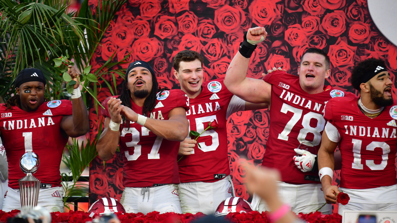 No. 1 Indiana in a league of its own after dominant Rose Bowl win over No. 9 Alabama