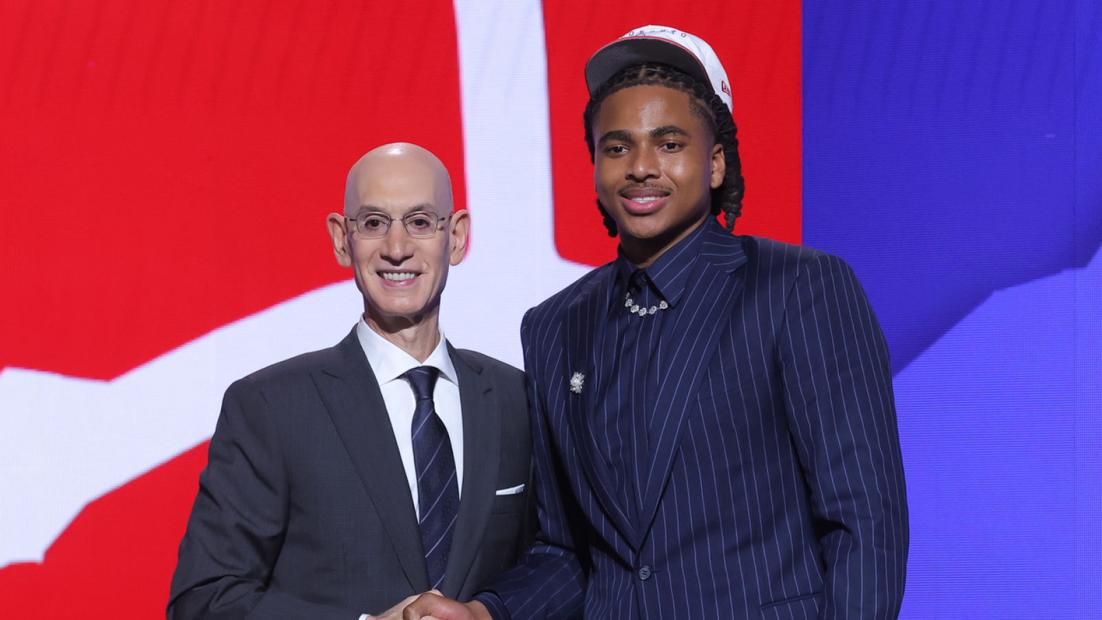 https://www.yardbarker.com/media/0/f/0f30ce52b33ecd7f2b65f05244317f37bb49eee5/thumb_16x9/raptors-9-pick-on-physical-forward-failed-attempt.jpg?v=1