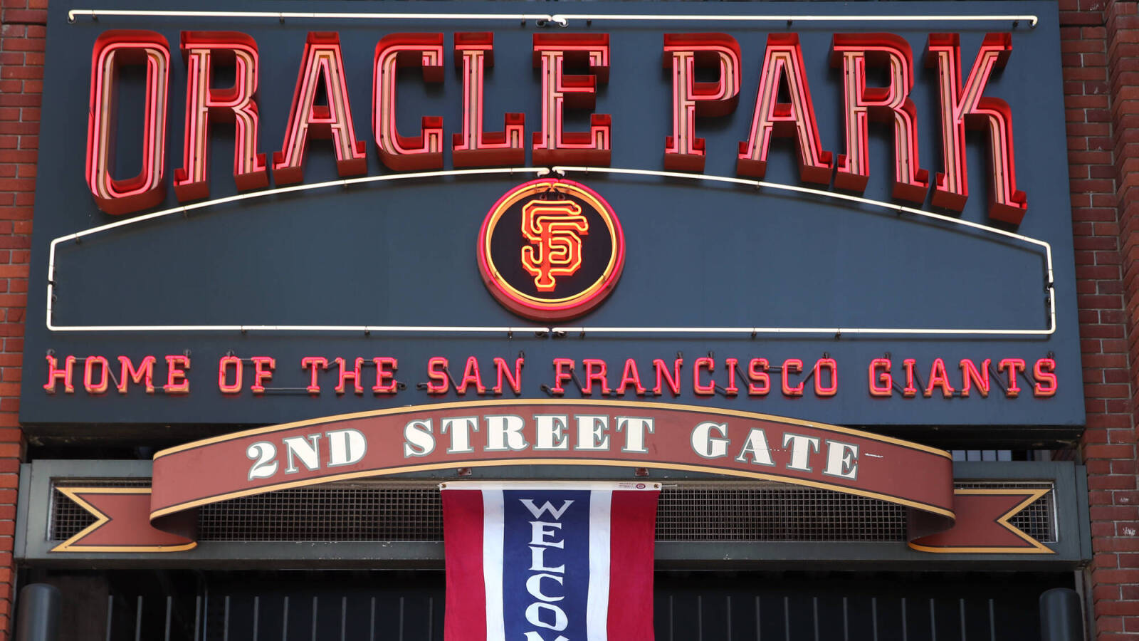 San Francisco Giants address embarrassing merchandise gaffe at Oracle Park