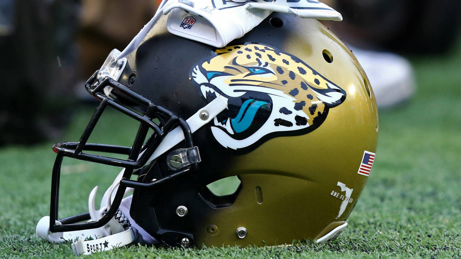 Jaguars officially unveil new uniforms after inadvertent leak