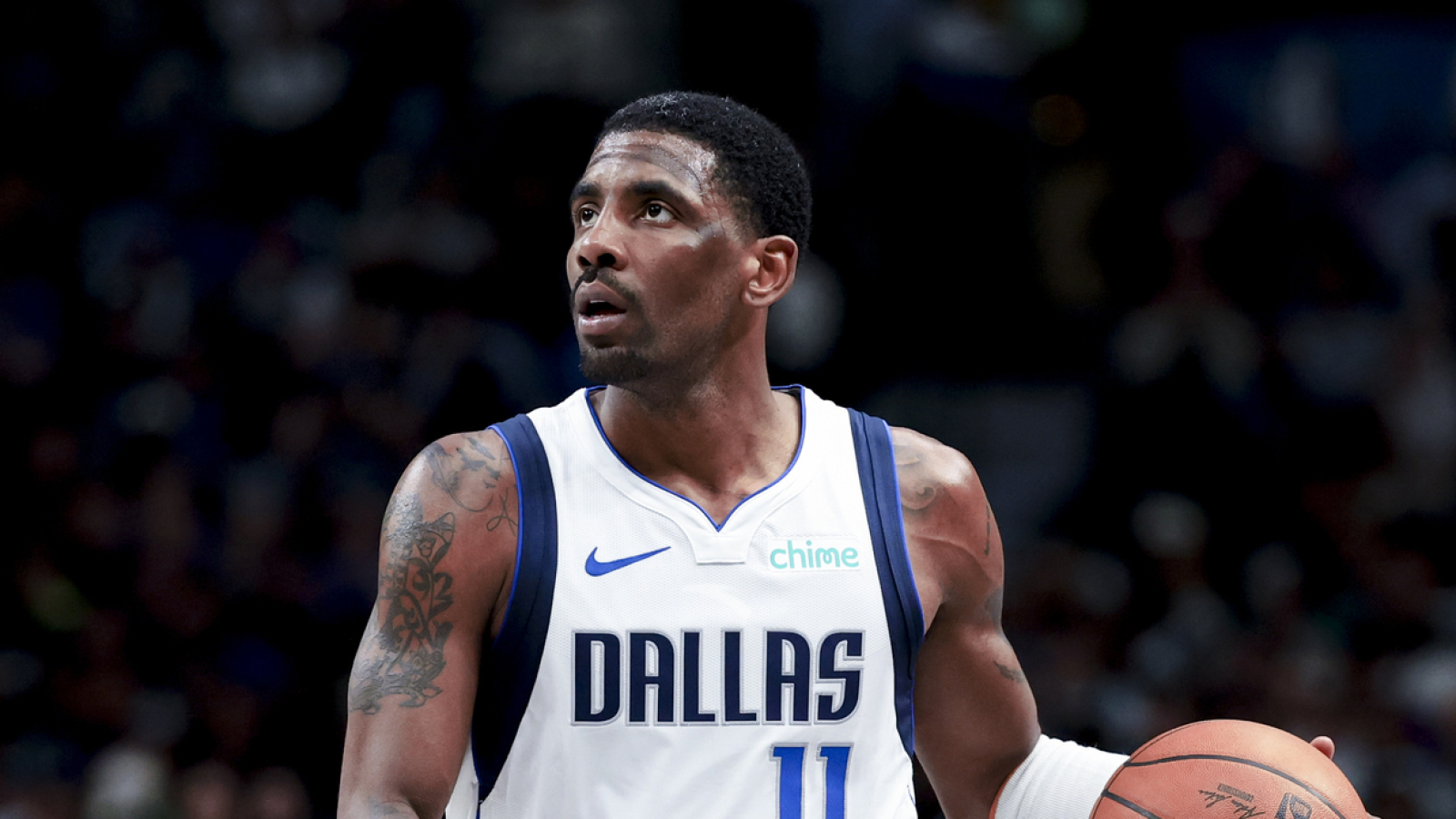https://www.yardbarker.com/media/0/f/0f56e147f8595003f6d656b8b08c4b4b1175c411/thumb_16x9/veteran-guard-reveals-challenges-facing-kyrie.jpg?v=1
