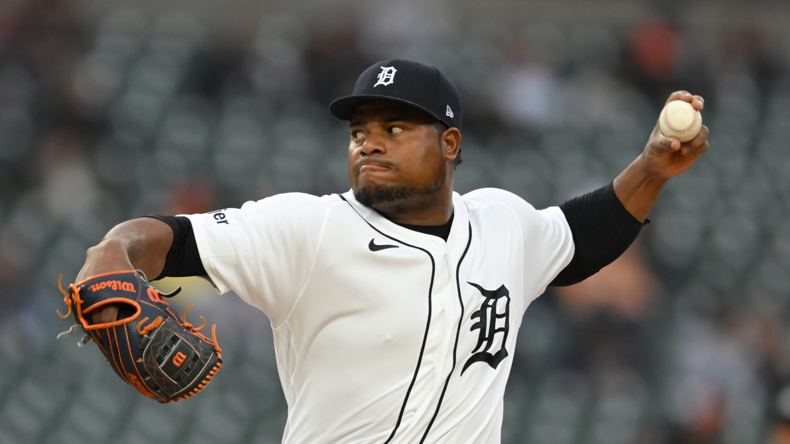 https://www.yardbarker.com/media/0/f/0f8860029e0d72be37b27304cead1541241e2372/thumb_16x9/framber-valdez-hurts-himself-tigers-lack.jpg?v=1