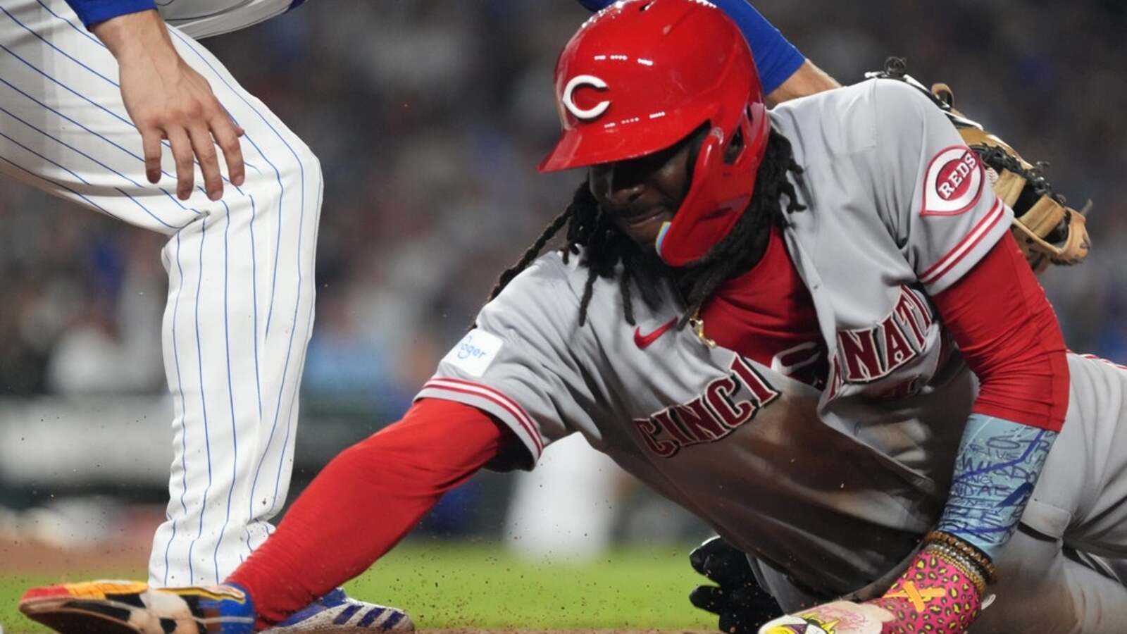 Elly De La Cruz Leaves Game Early Due to Quad Tightness