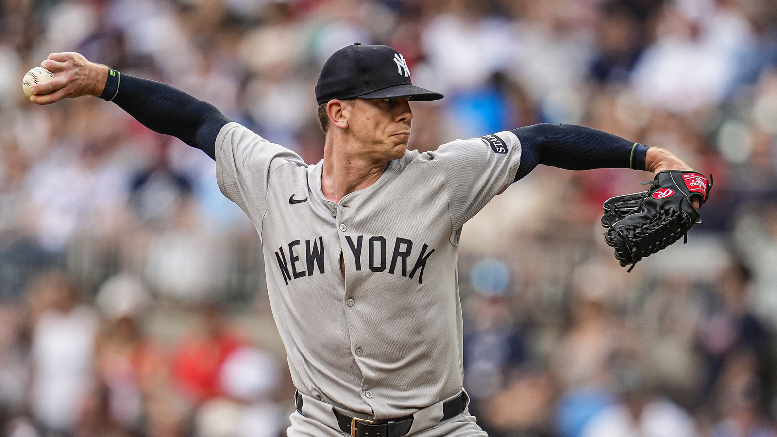Two Veteran Pitchers Choose Minor League Free Agency