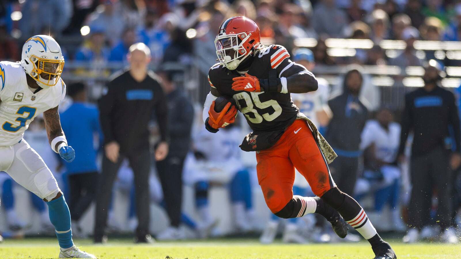 Chargers make perfect free agent addition to capitalize on intriguing ...