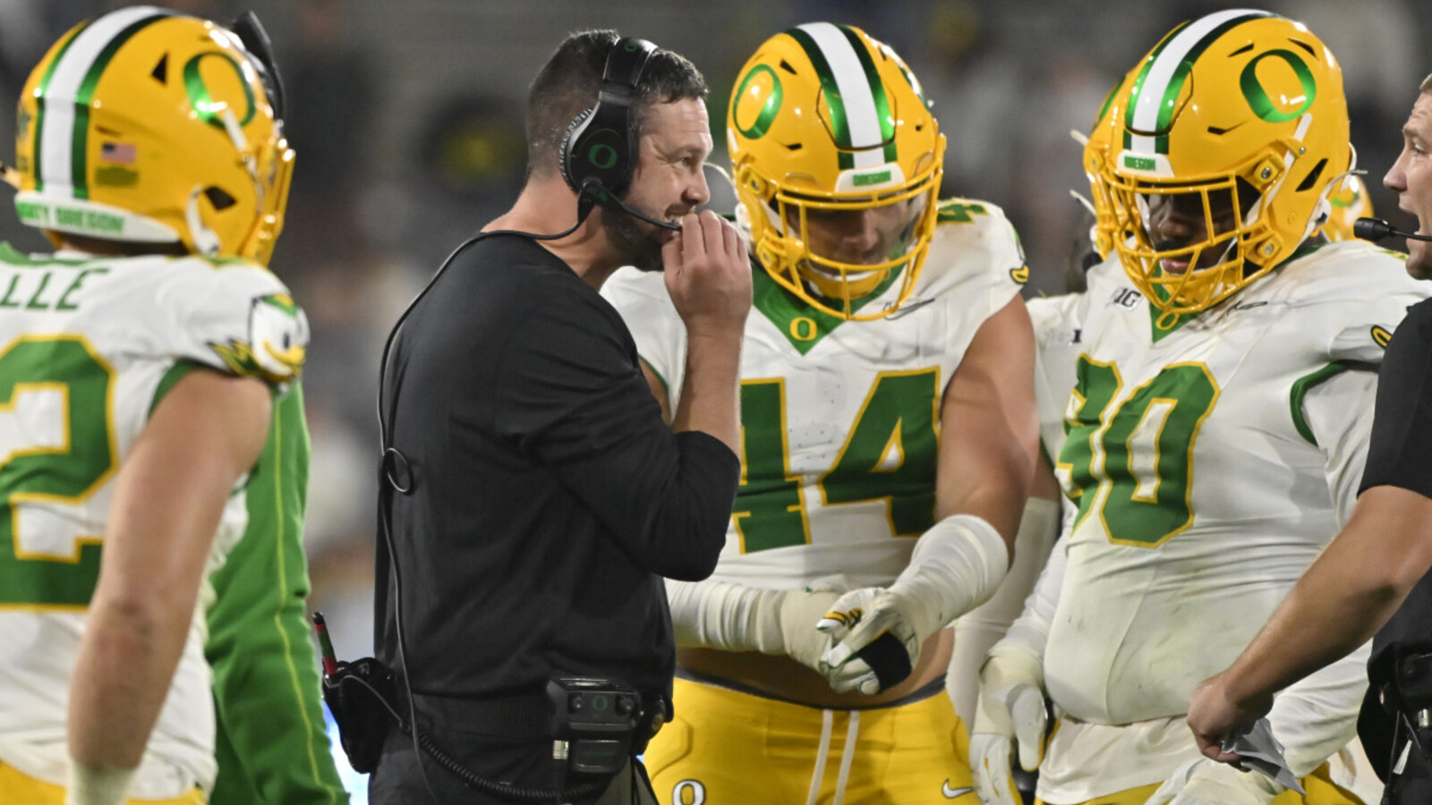 Oregon Ducks head coach Dan Lanning says crucial team unit had their best game yet Yardbarker