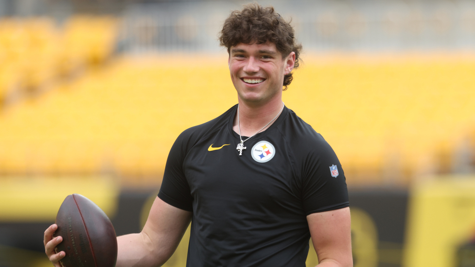 https://www.yardbarker.com/media/1/0/10bad845d2871a5afe70af1b6d3e327336403af7/thumb_16x9/sep-13-2026-pittsburgh-pennsylvania-usa.jpg?v=1