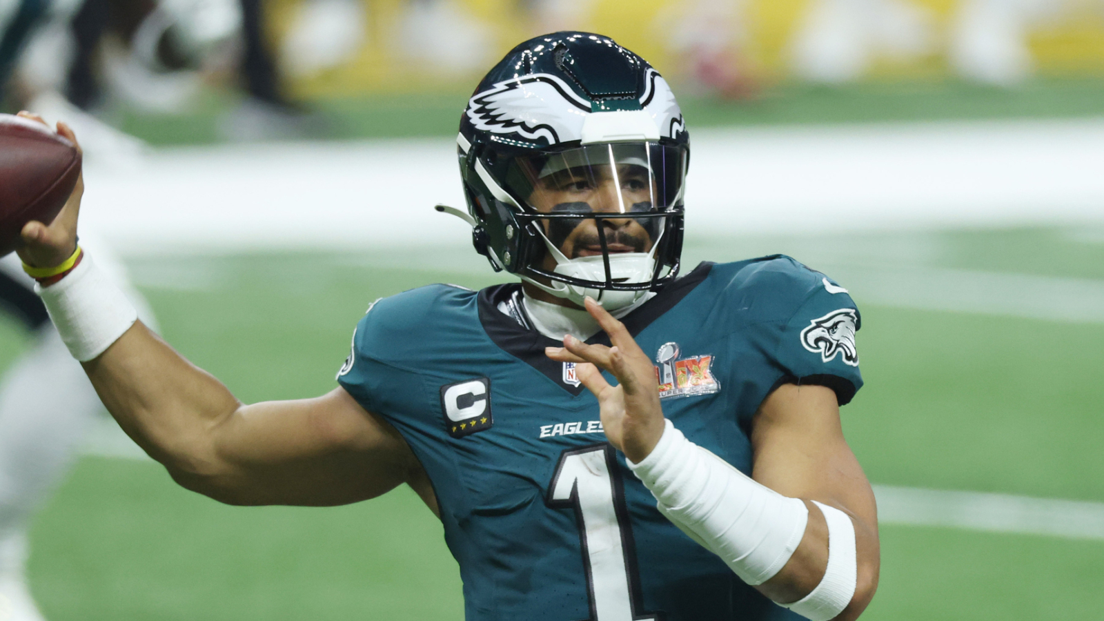 https://www.yardbarker.com/media/1/0/10c0173c1f7b025c755c87de9375fb0095e0a71d/thumb_16x9/three-overrated-eagles-2025.jpg?v=1