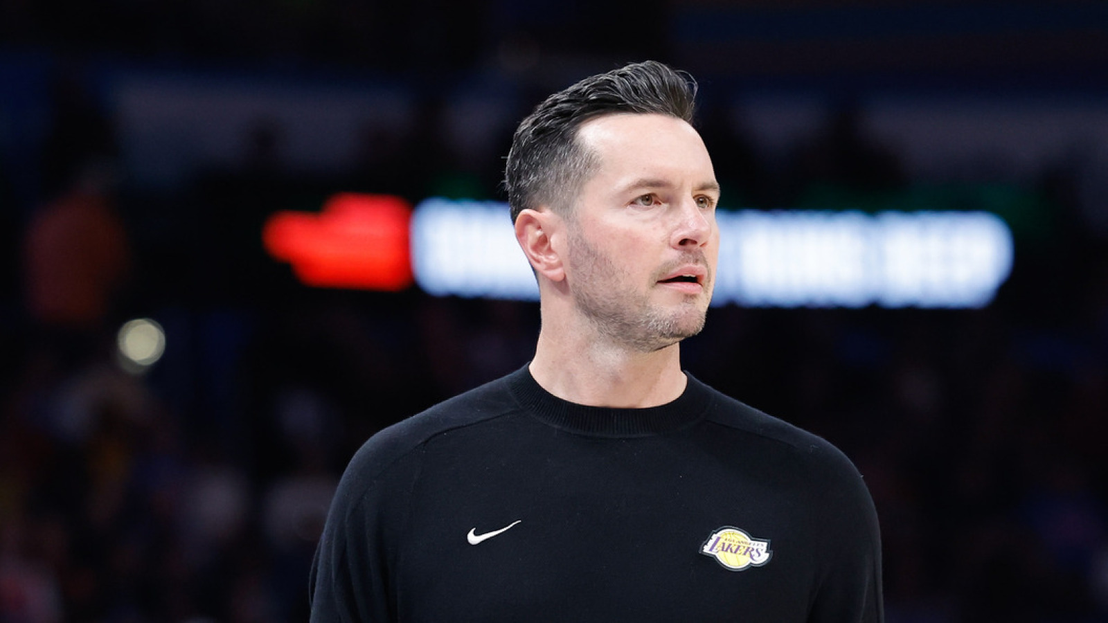 https://www.yardbarker.com/media/1/0/10cd339e613b7dca82bd79a808a30fc93a4b6fae/thumb_16x9/lakers-extending-hc-jj-redicks-contract.jpg?v=1