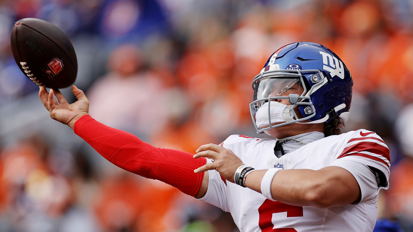 https://www.yardbarker.com/media/1/0/10ec49bda3c3d2c9e2e20df4243a412bce41025b/thumb_16x9/nfl-rookie-grades-2025-early-standouts-busts.jpg?v=1