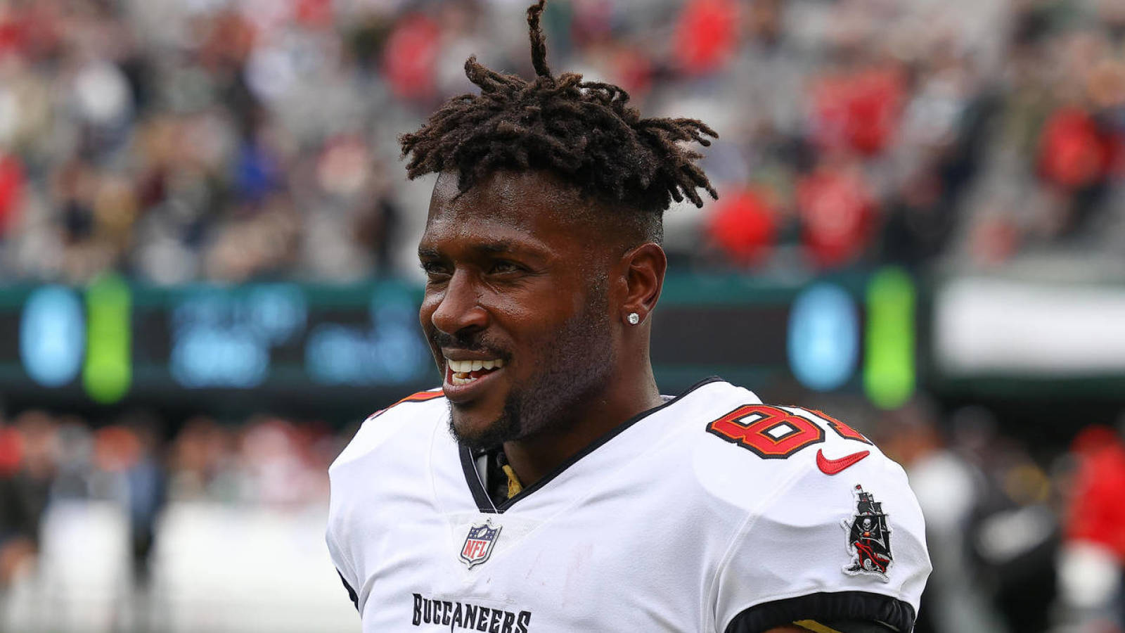 Antonio Brown thanks Bucs after release, then drops new rap song - Vimarsana News
