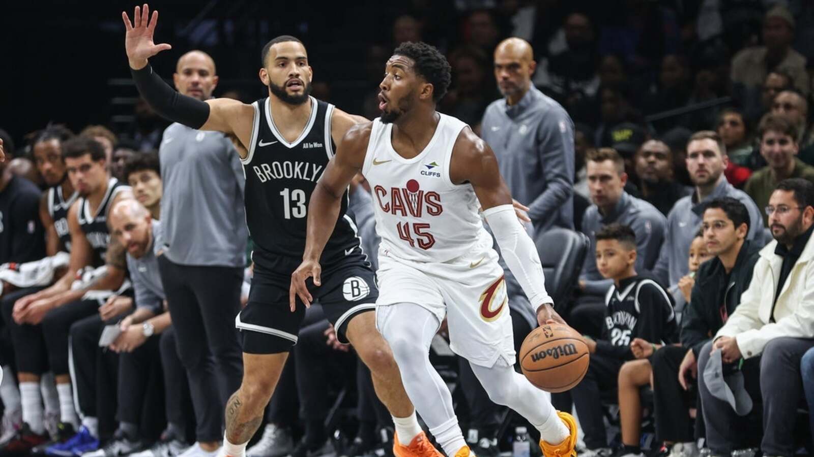 Donovan Mitchell blazes Nets with 35 as Cavs hold on