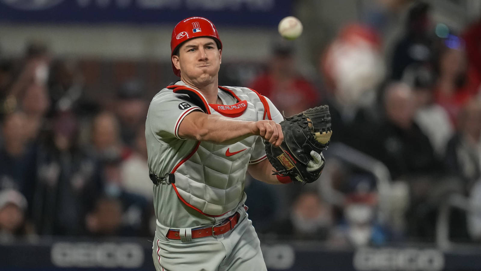 Phillies' J.T. Realmuto on COVID-19 IL, not positive for virus