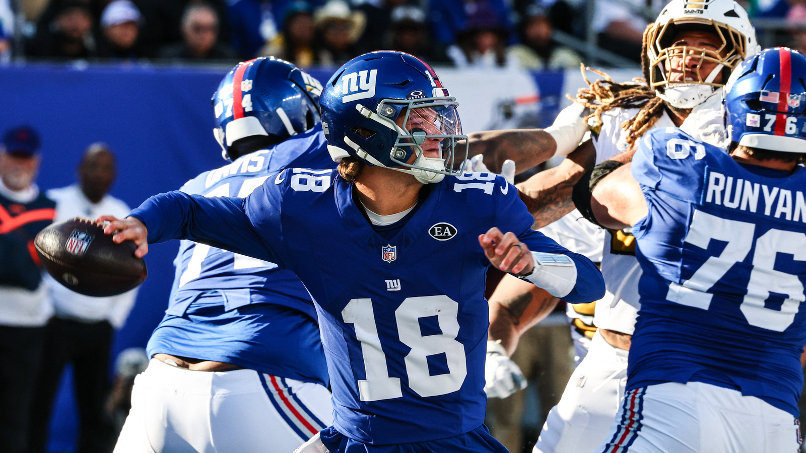 Giants hand keys to J.J. McCarthy, hit road to face Texans