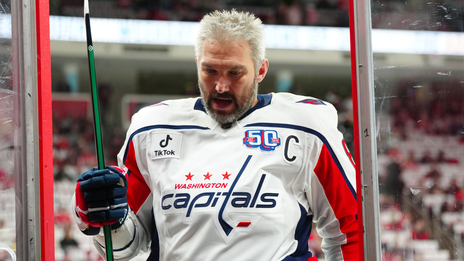 https://www.yardbarker.com/media/1/2/128f11d6ab6a0721b5e5c35539b526be85c0758f/thumb_16x9/capitals-optimistic-update-alex-ovechkins-health.jpg?v=1