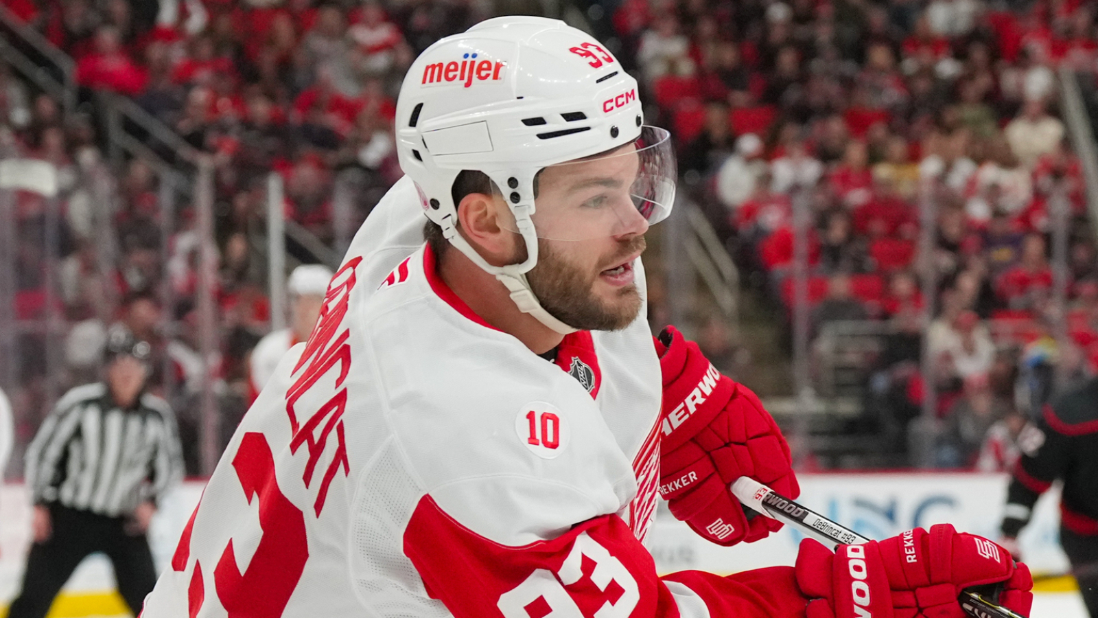 Alex DeBrincat Achieves 300th Goal for Red Wings in Dramatic Comeback