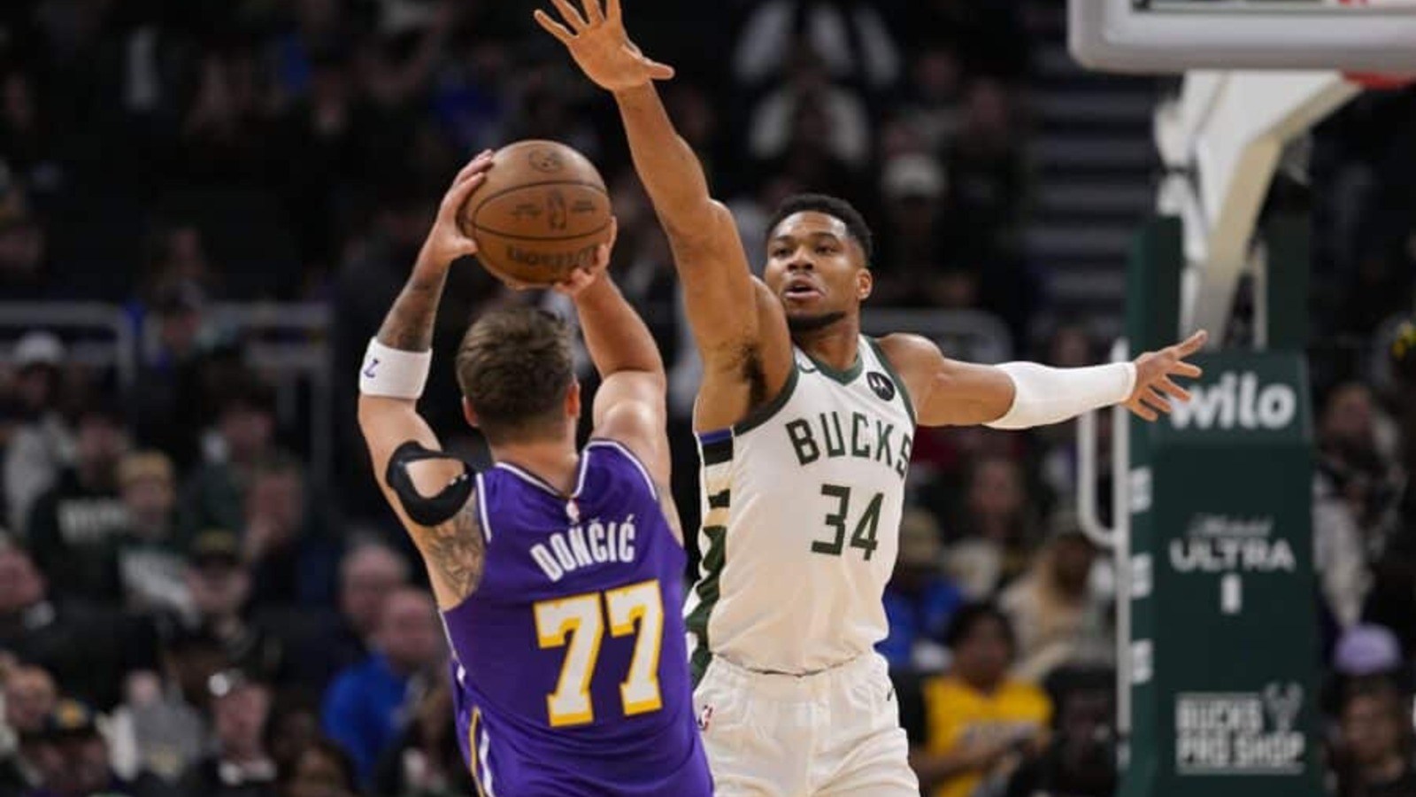https://www.yardbarker.com/media/1/3/130d7ee5f3eab117d9a0260de080942d84691c3c/thumb_16x9/luka-doncic-giannis-antetokounmpo-bucks-lakers-900x600.jpg