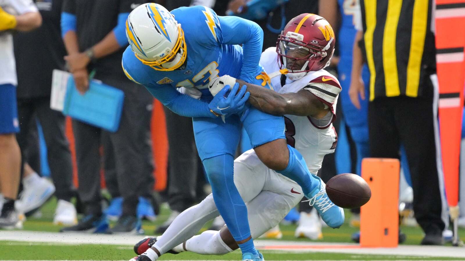 Washington Commanders Place Cornerback Trey Amos on Injured Reserve Ahead of Eagles Matchup