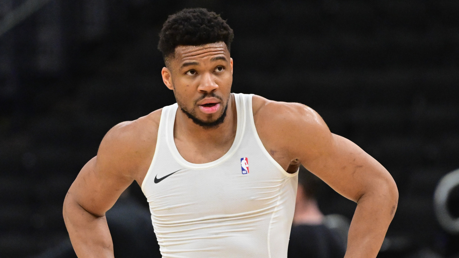 https://www.yardbarker.com/media/1/3/1368223bd78fedeaffc5f3983bd127738494588b/thumb_16x9/pat-riley-heat-land-another-superstar-giannis.jpg?v=1