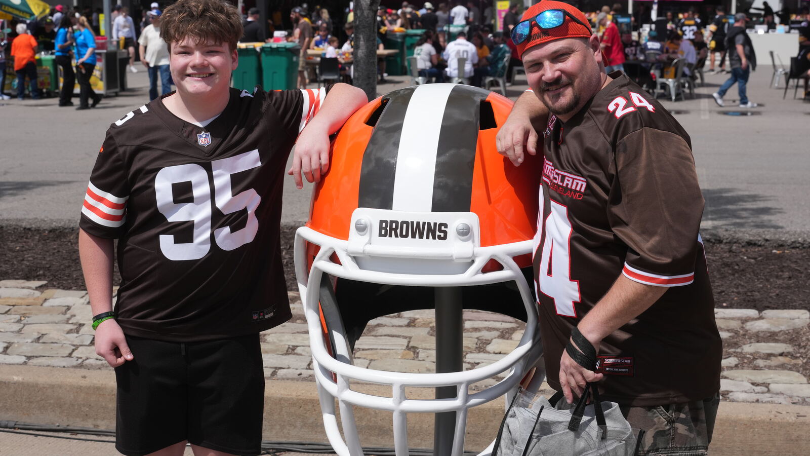 Cleveland Browns select Texas A&M WR KC Concepcion in first round of 2026 NFL Draft