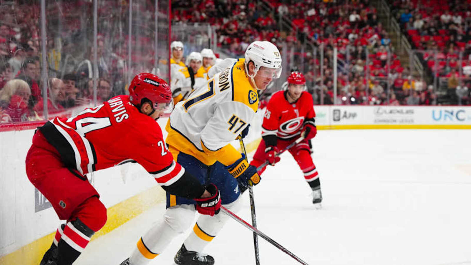 Predators Center Returns as Second-Time Dad | Yardbarker