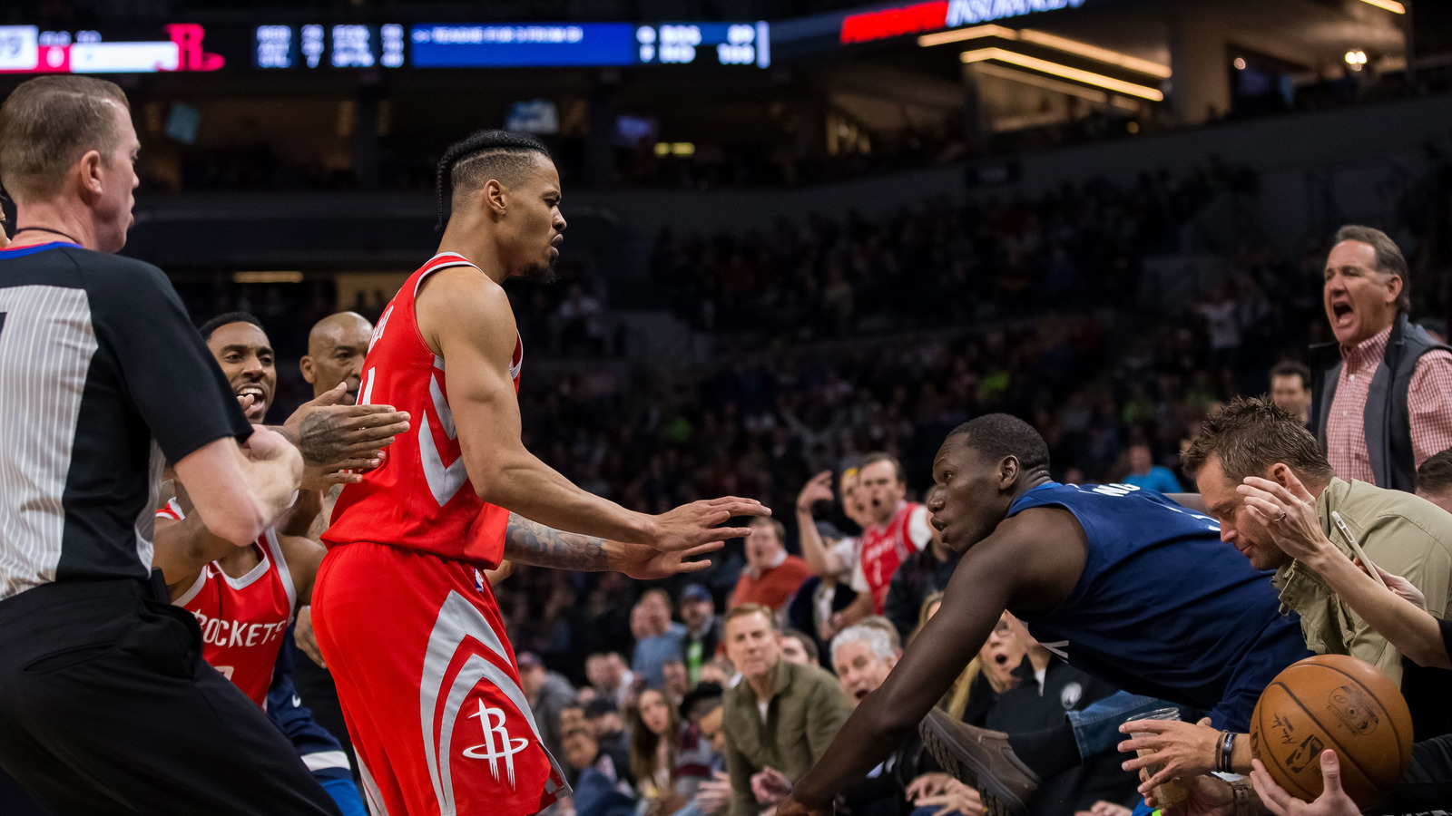 Image result for Chris Paul volunteers to pay Gerald Green’s fine for shove